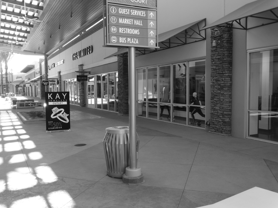 Tucson Premium Outlets 