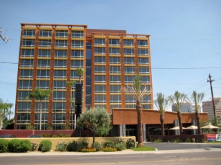 Holiday Inn_1