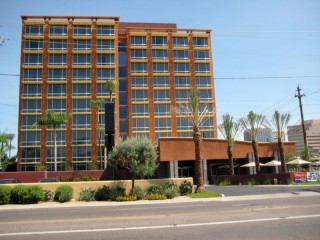 Holiday Inn_4